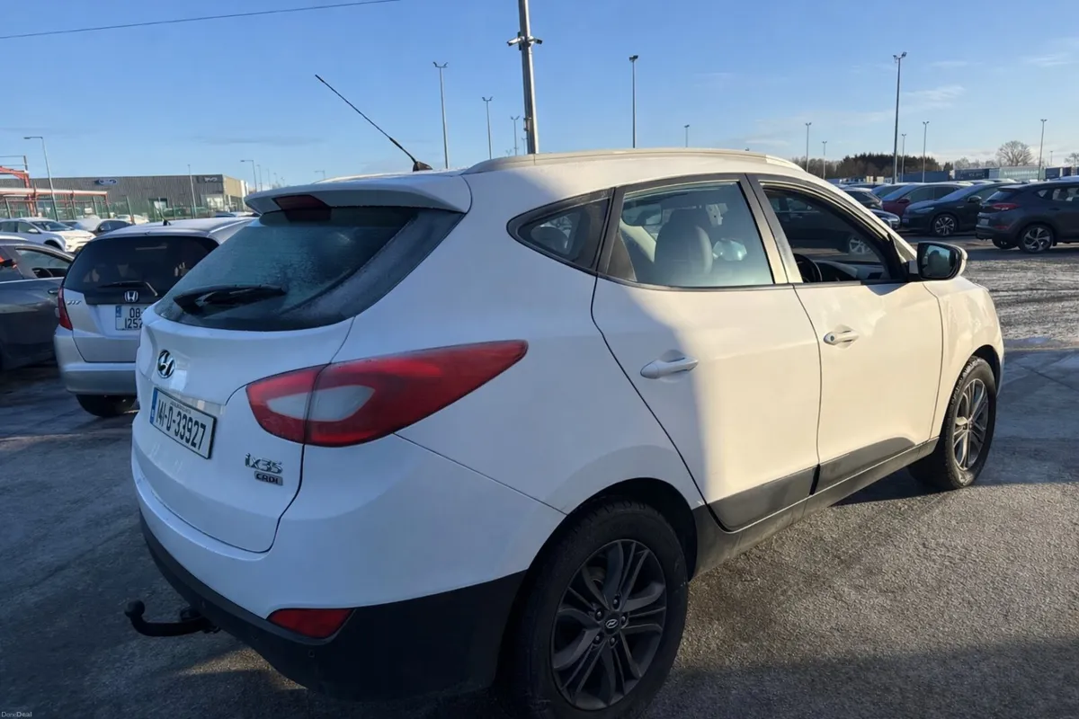 🚙 Hyundai Tucson ix35 1.7 CRDi – Heated Seats - Image 4