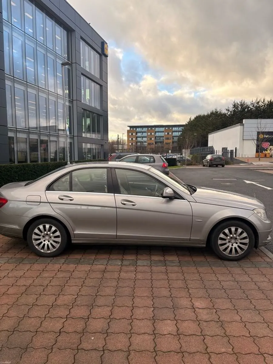 2008 Mercedes-benz C-class - Image 3