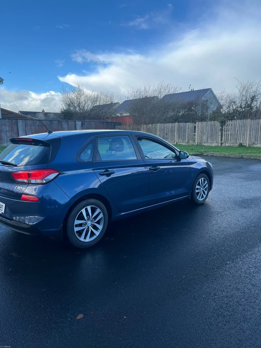 Hyundai i30 181 1.6 diesel price €8,950 - Image 4