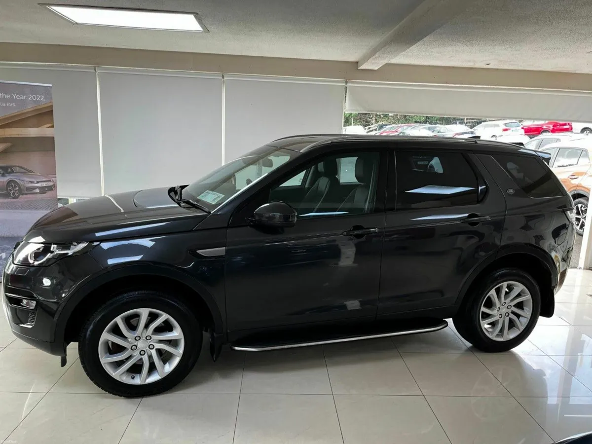 Land Rover Discovery Sport TD4 SE Automatic 7 seat - Image 4