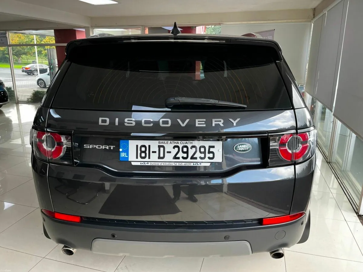 Land Rover Discovery Sport TD4 SE Automatic 7 seat - Image 6