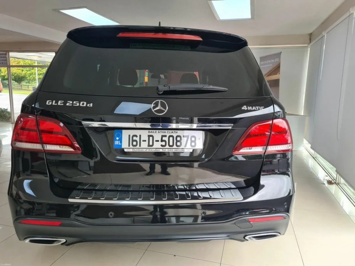 Mercedes-Benz GLE GLE 250D 4 Matic AMG Line - Image 2