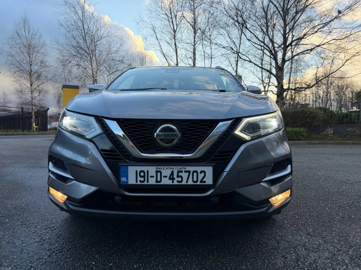 Nissan Qashqai 1.5 DCI Tekna Premium Huge Spec - Image 2