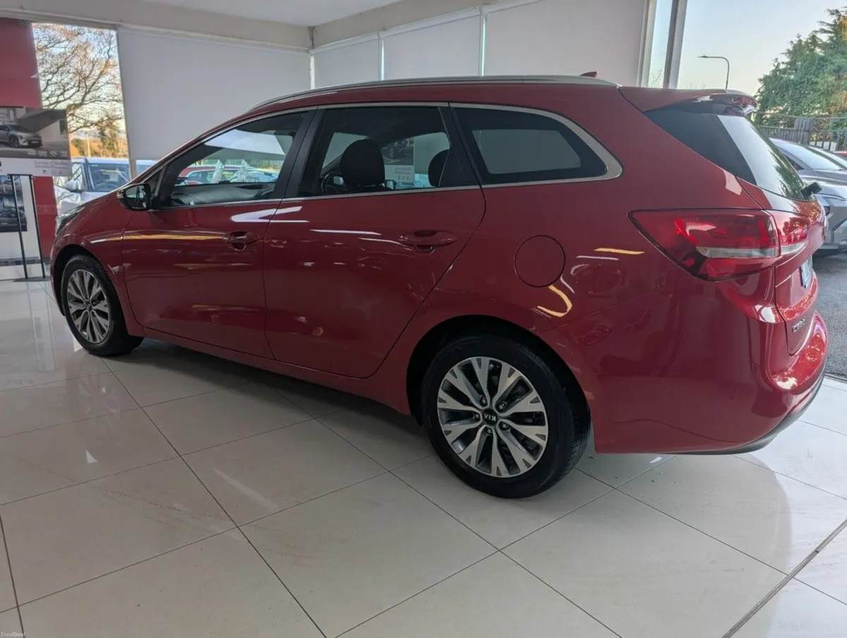 Kia Ceed 1.6 EX Diesel Estate - Image 3