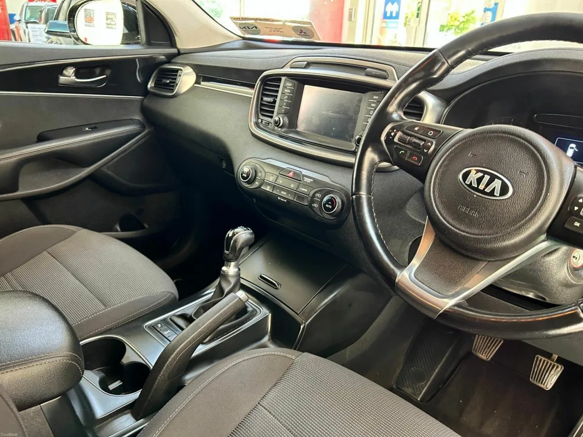 Kia Sorento Sorento Ex Commercial - Image 6