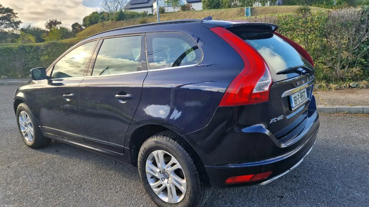 volvo xc60 - Image 3
