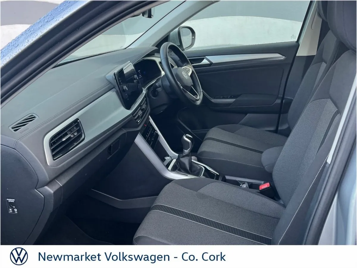 Volkswagen T-Roc EDITION 75 2.0TDI 6 SPEED 116BHP - Image 4