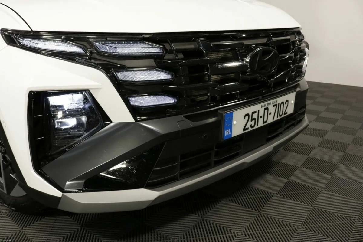 Hyundai Tucson EXECUTIVE PLUS 1.6L DIESEL SUV - Image 4