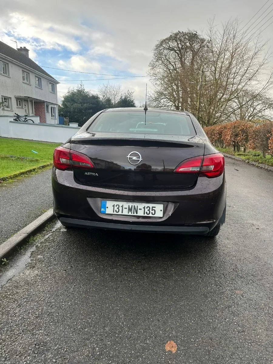 Opel Astra 2013 - Image 3