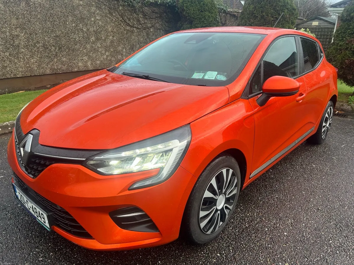 Renault Clio Orange - Image 4