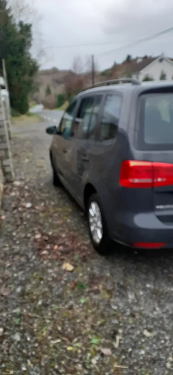 Volkswagen Touran 2014 - Image 4