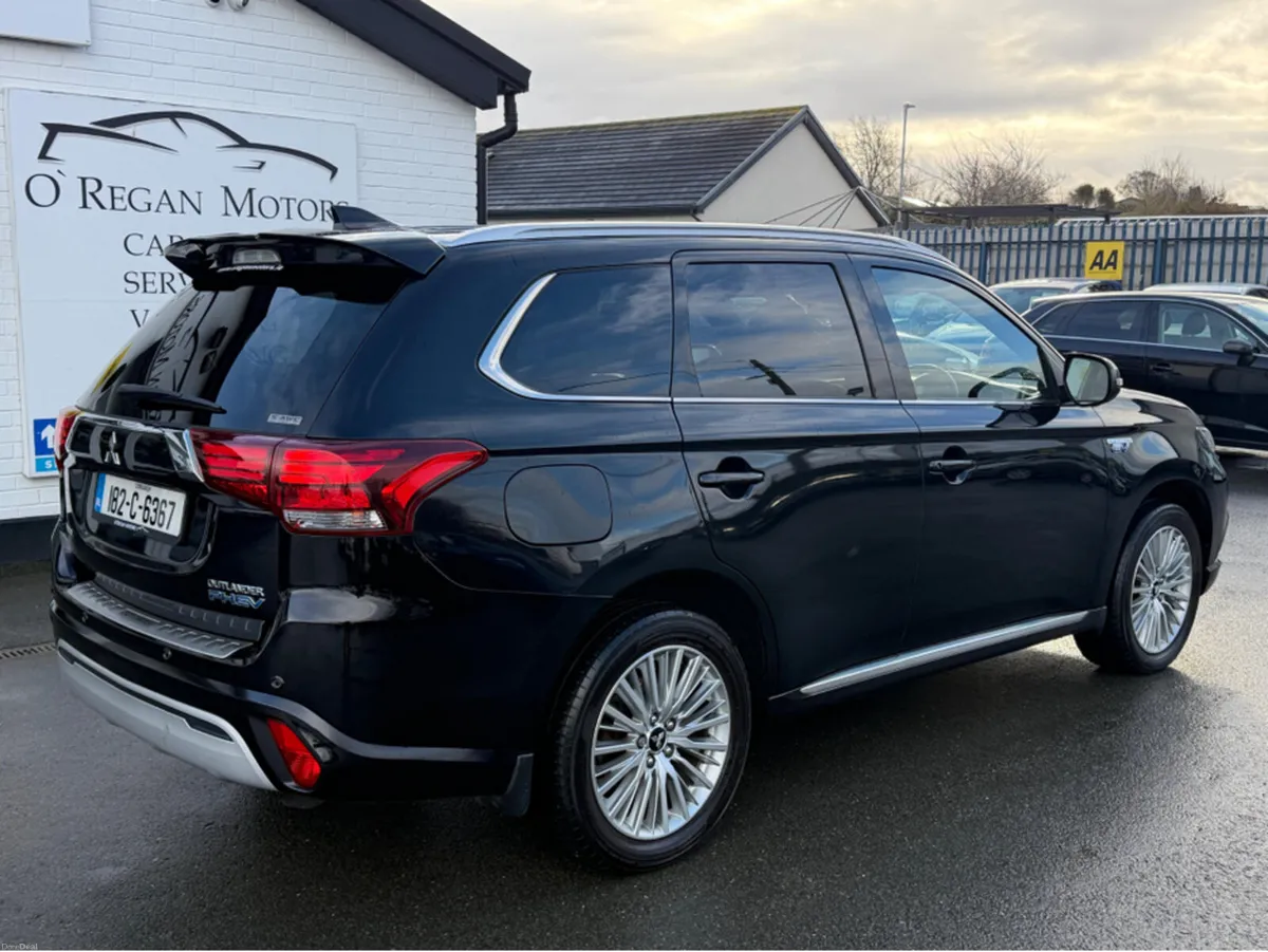 Mitsubishi Outlander (182) 2.4 4HS PHEV AUTO***DEP - Image 3