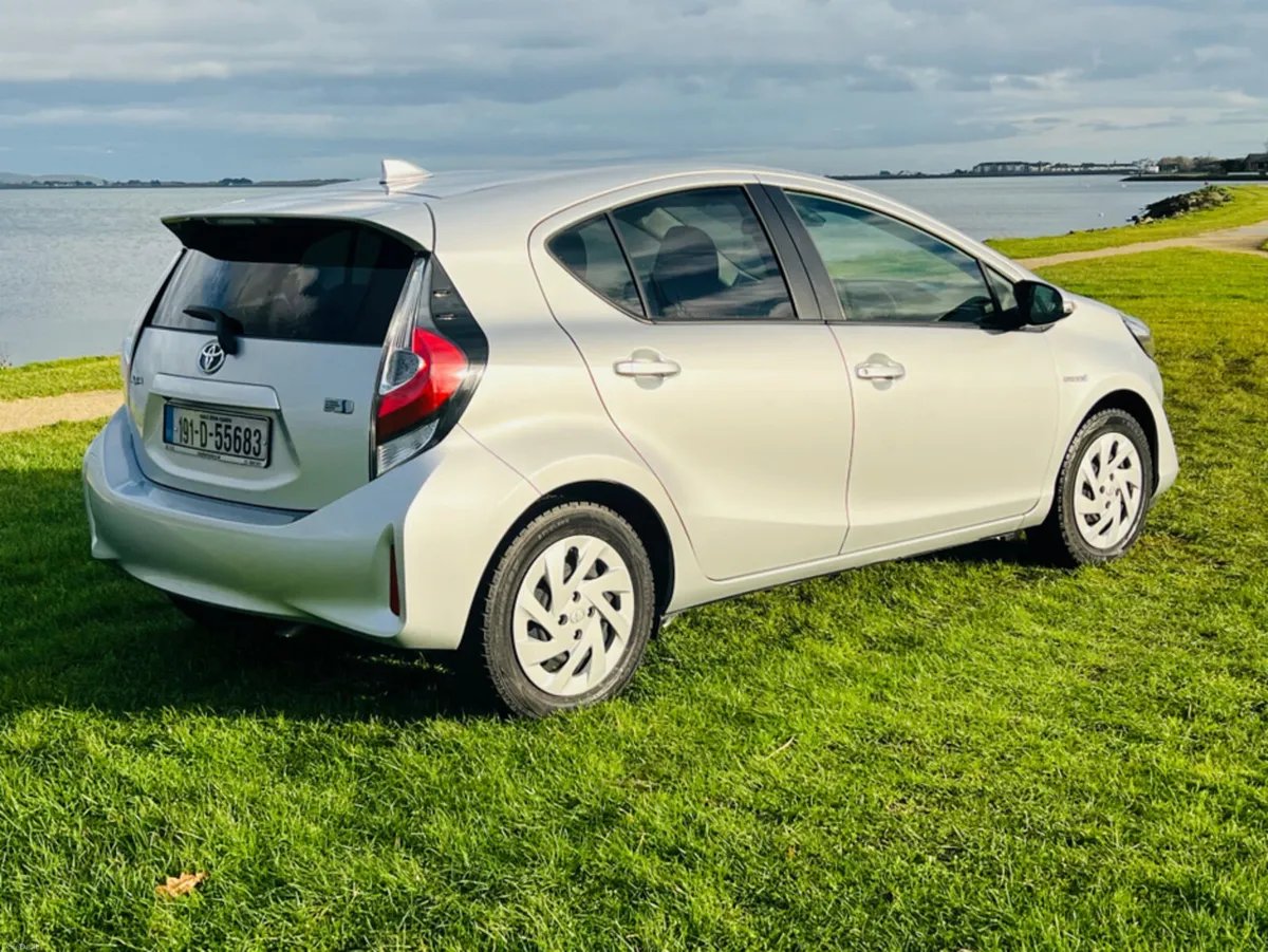 Toyota Aqua FINANCE AVAILABLE FROM €54 P/W - Image 5