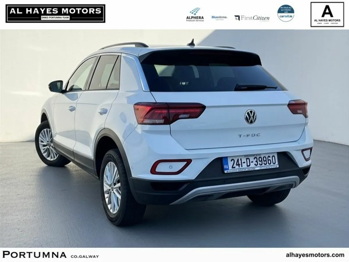 Volkswagen T-Roc LIFE 2.0 TDI 6SPEED 116BHP - Image 3