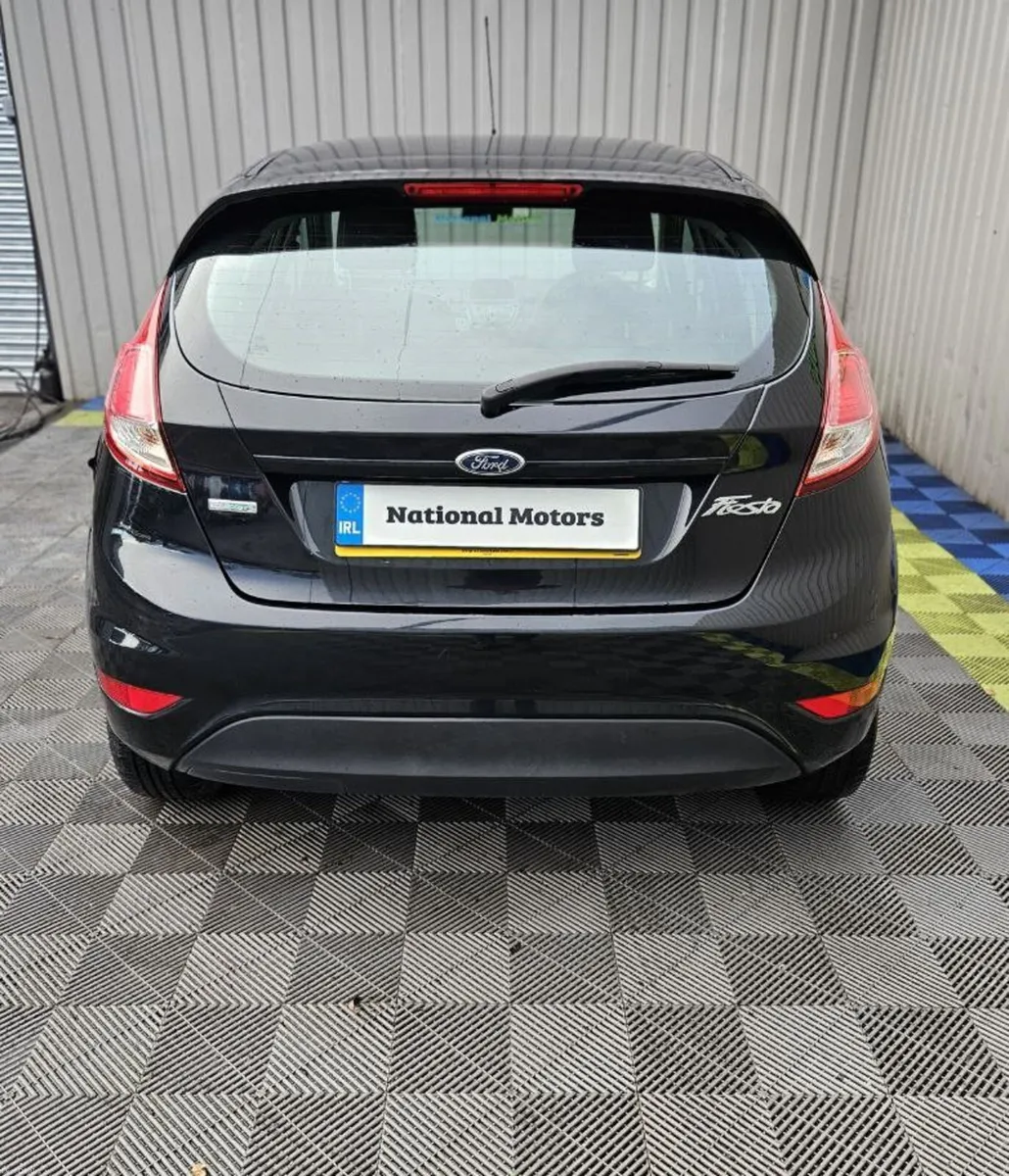 2015 Ford Fiesta 1.0 Petrol ZETEC - Image 4