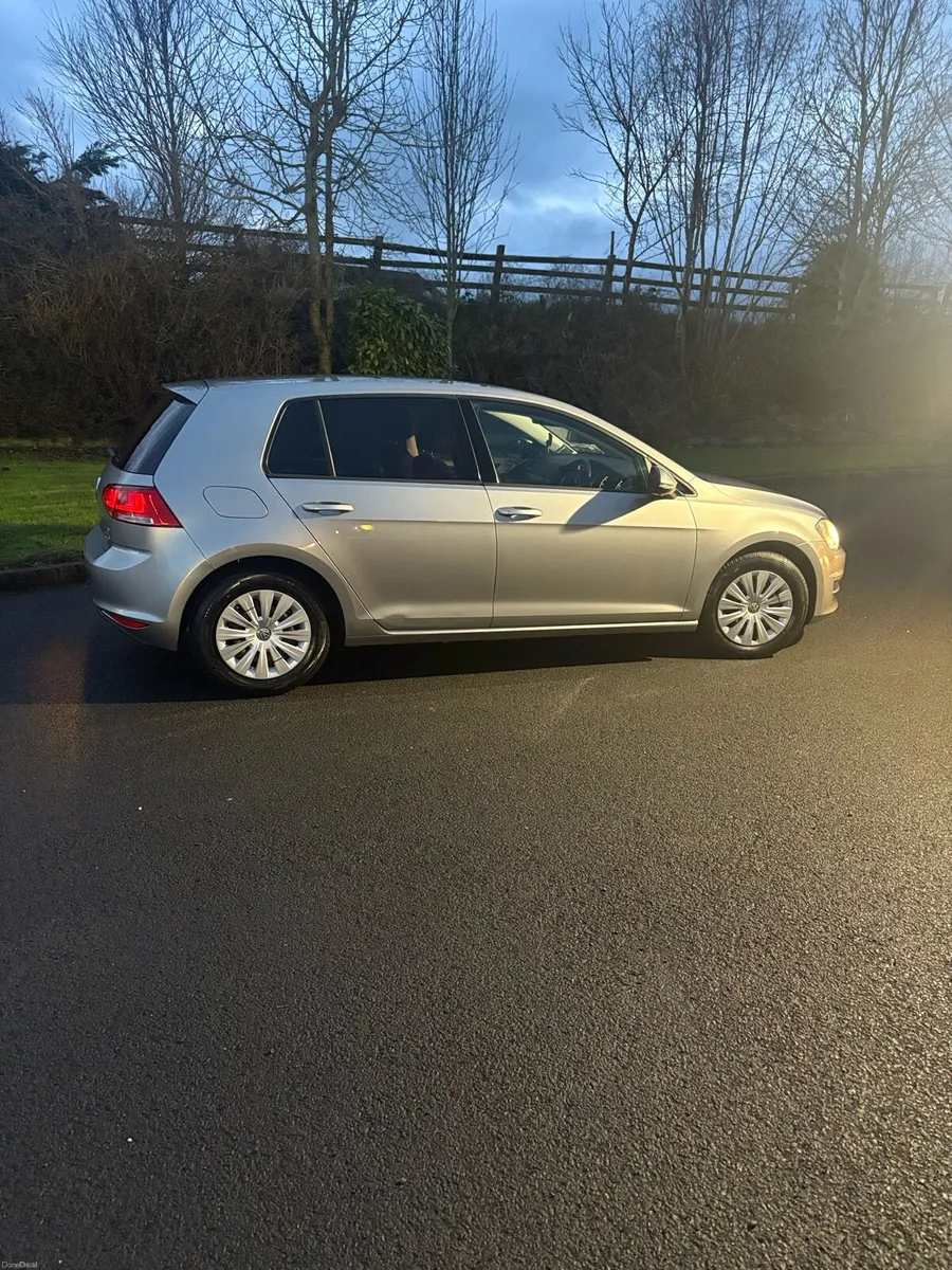 Volkswagen Golf - Image 2