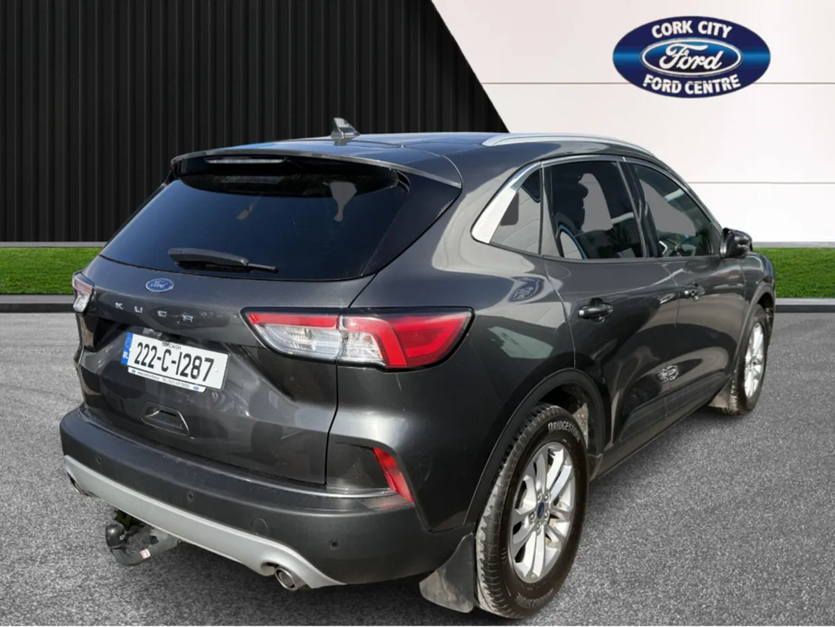 Ford Kuga TITANIUM 5DR 1.5 TD 120 S6.2 M6 F - Image 3