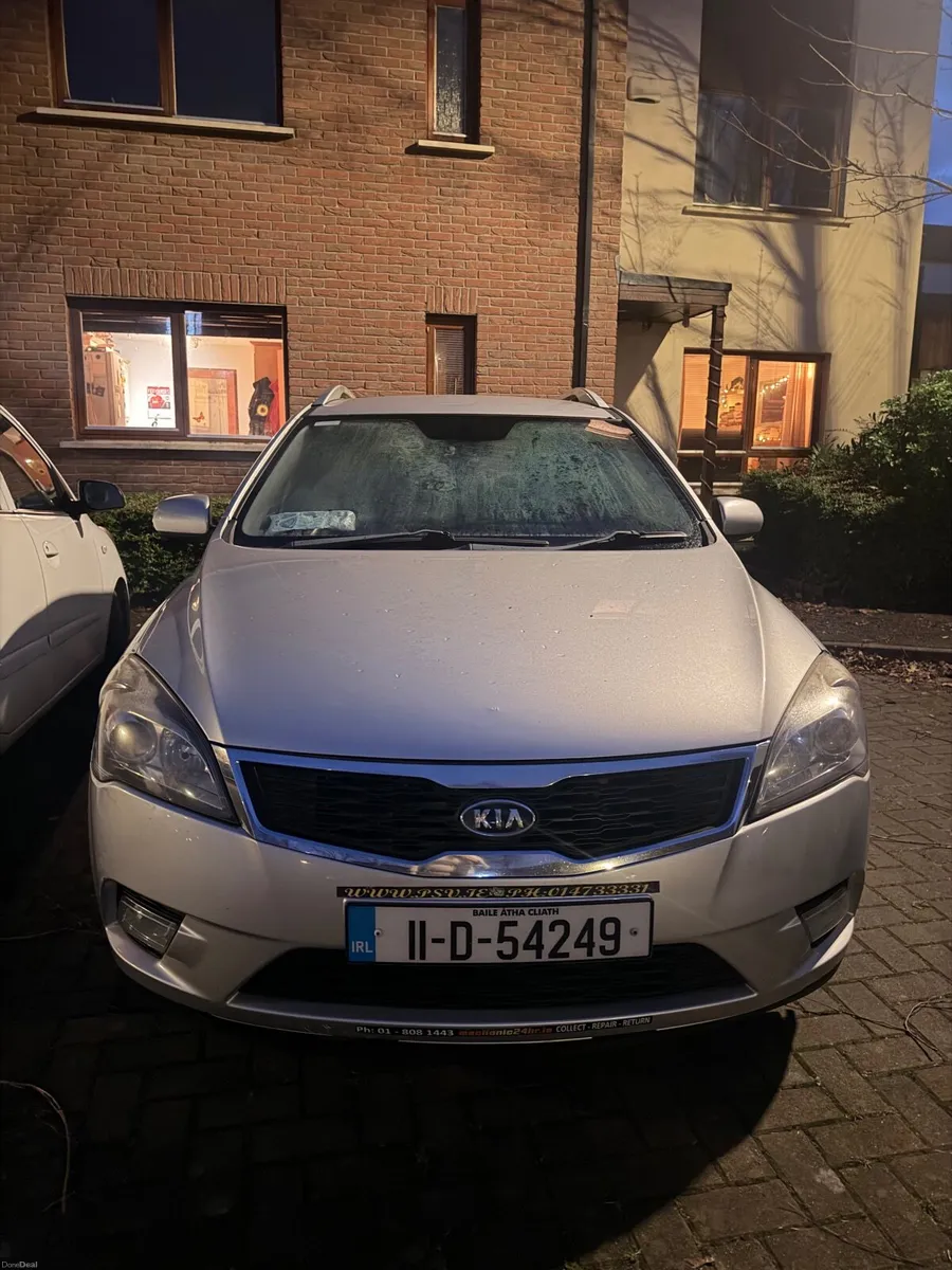 Kia Ceed 2011 - Image 1