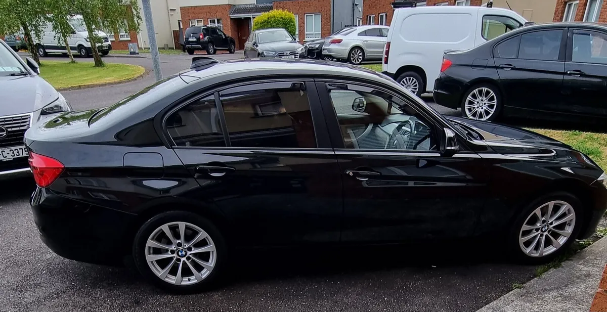 2018 BMW 318D SE 2.0  NCT 02-28 - Image 3