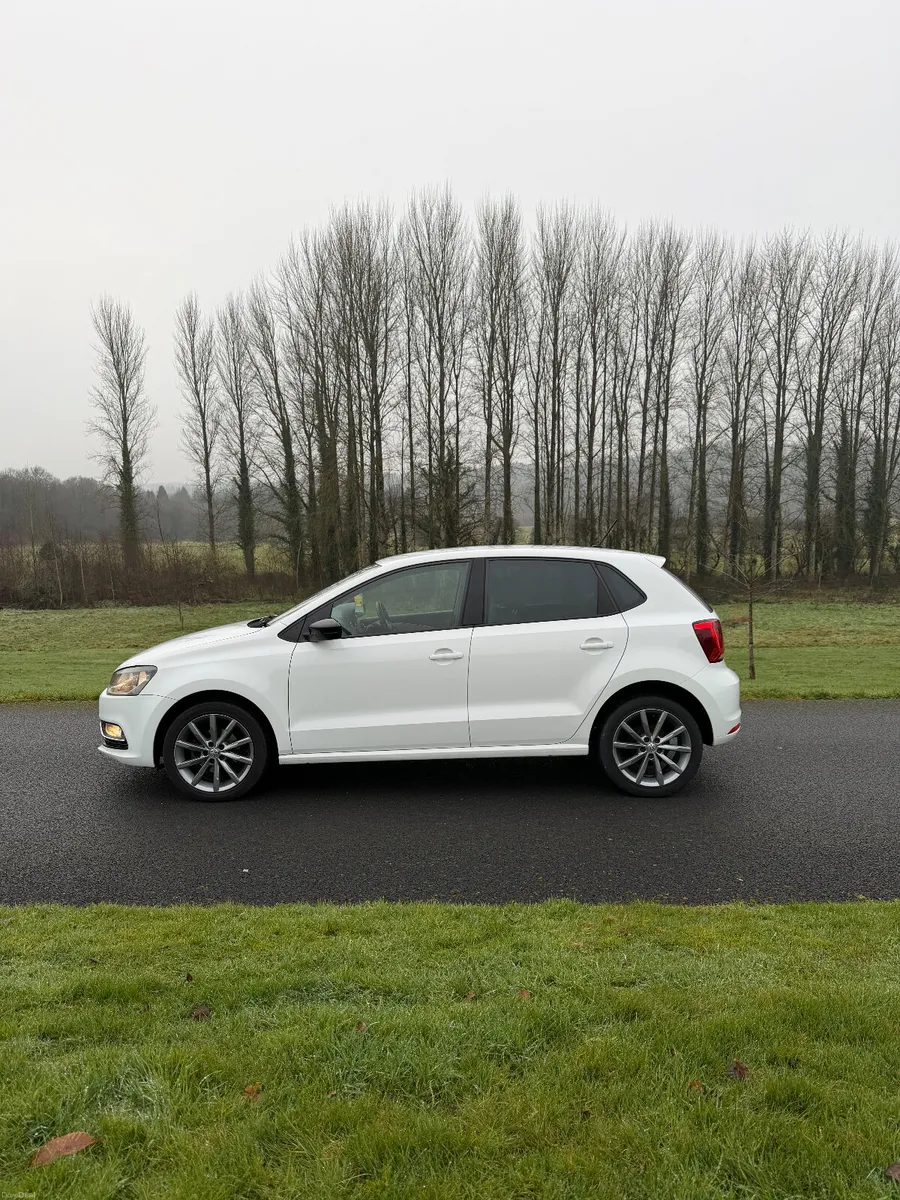 Volkswagen Polo 2015 - Image 4