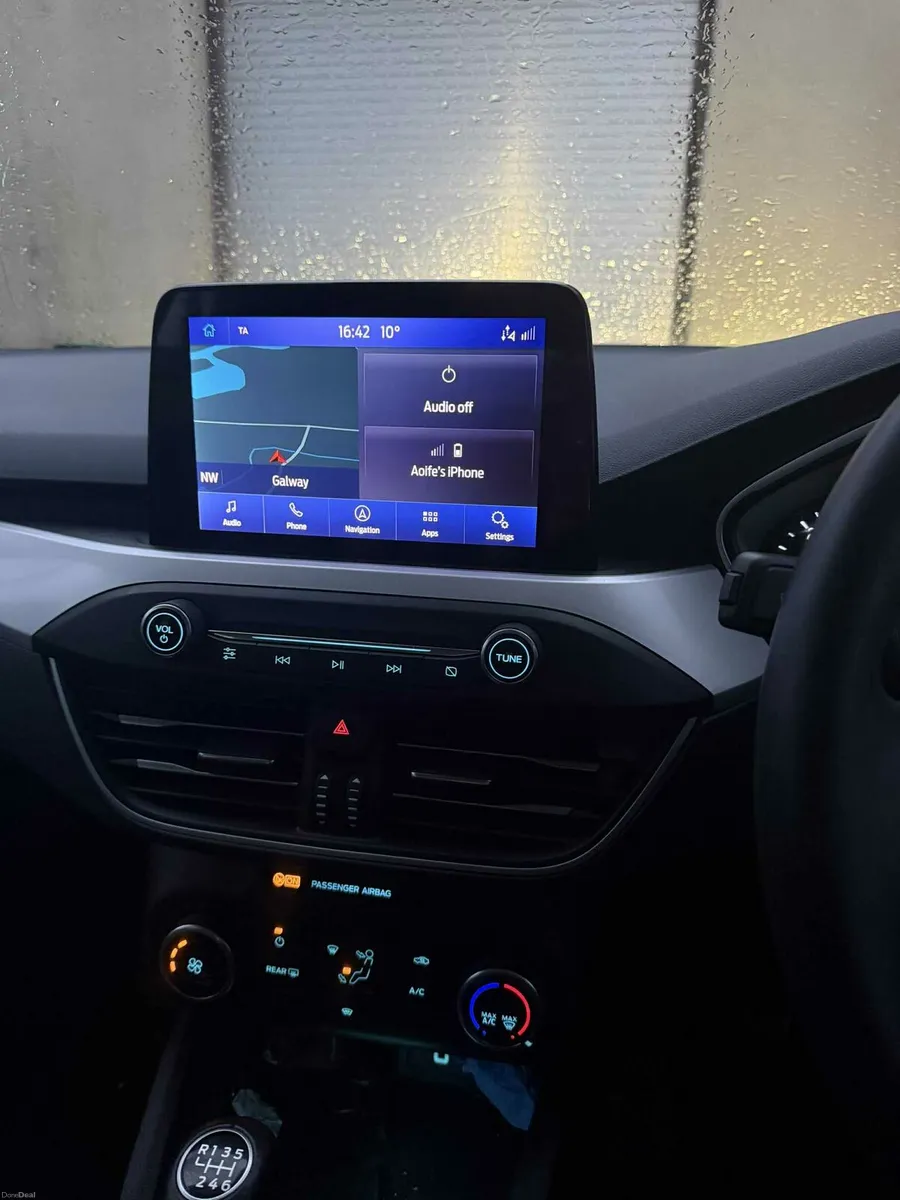 Ford Focus 1.5 TDCI Zetec - Image 3