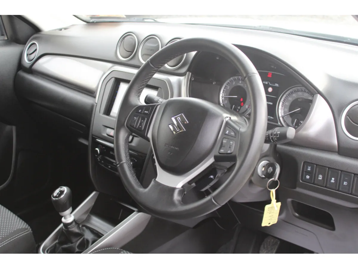 Suzuki Vitara 1.4 BOOSTERJET HYBRID S SZ-T 5DR*Rem - Image 2