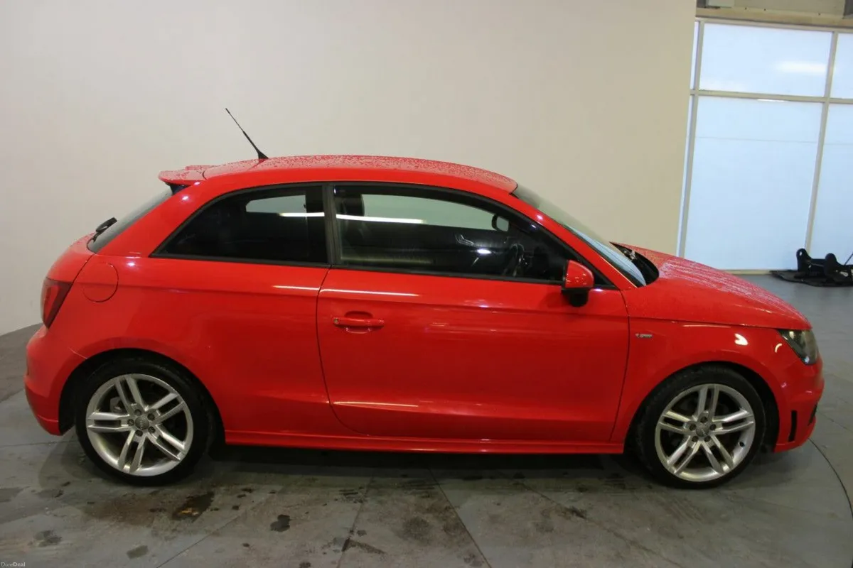 Audi A1 1.6 TDI 105BHP S LINE - Image 4