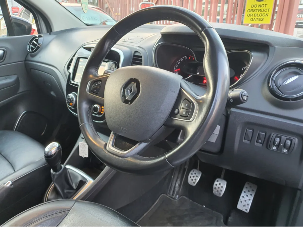 Renault Captur 0.9 TCE GT LINE 90PS 5DR (NCT 01/27 - Image 5