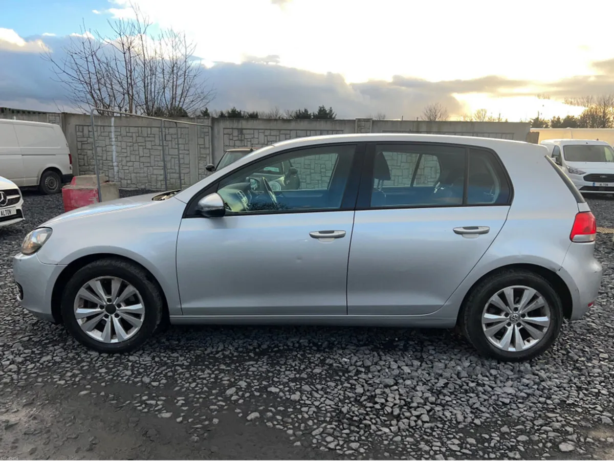Volkswagen Golf 1.4 TSI S 120BHP DSG 5DR - Image 4