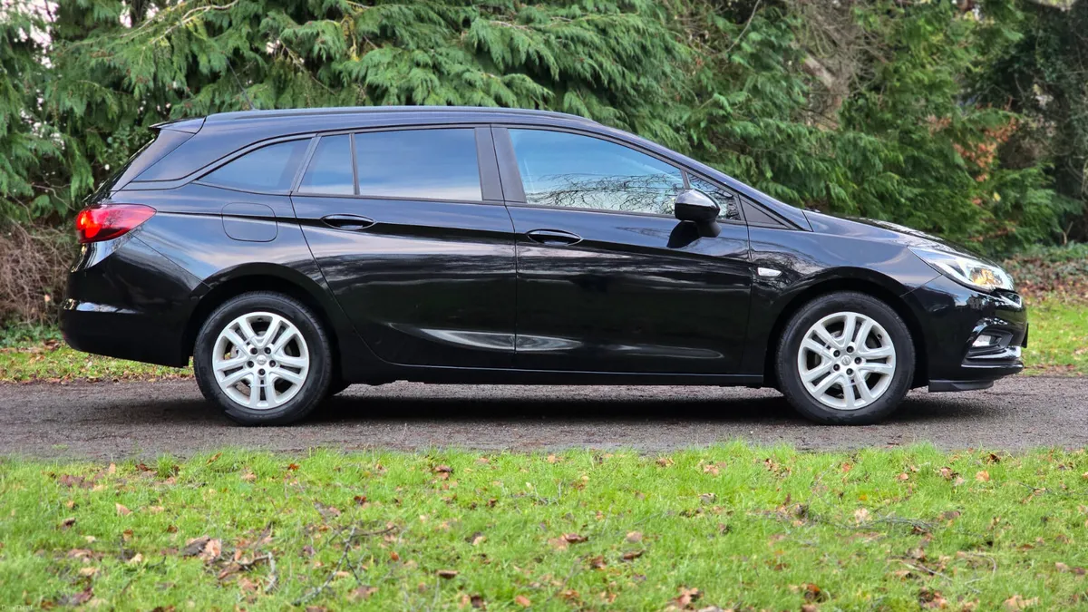 2018 Opel Astra 1.6 CDTI SC Estate - Image 3