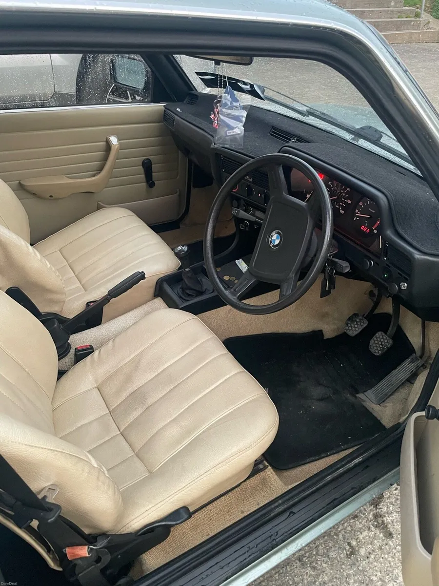 BMW E21 316i - Image 4