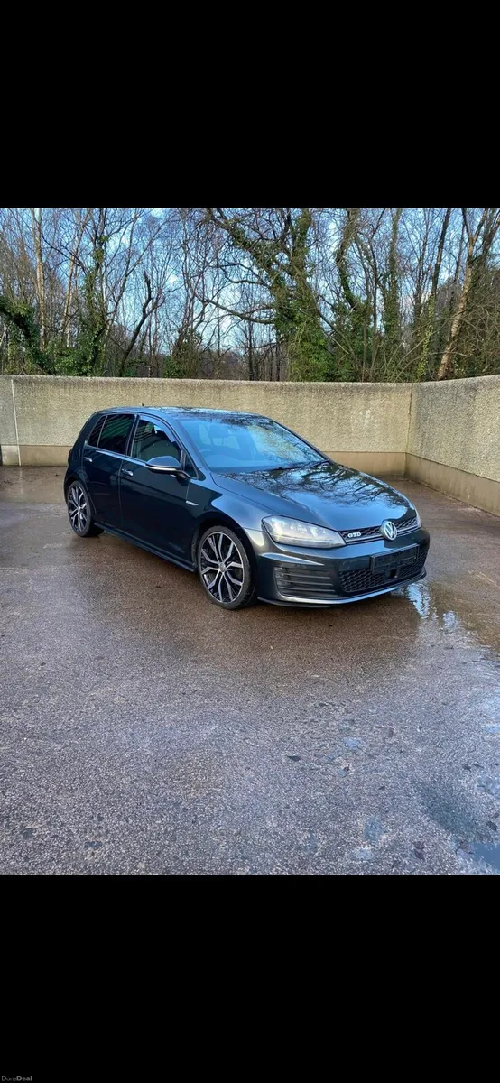 Volkswagen Golf GTD
139000 
Tartan heated seats
Au - Image 4