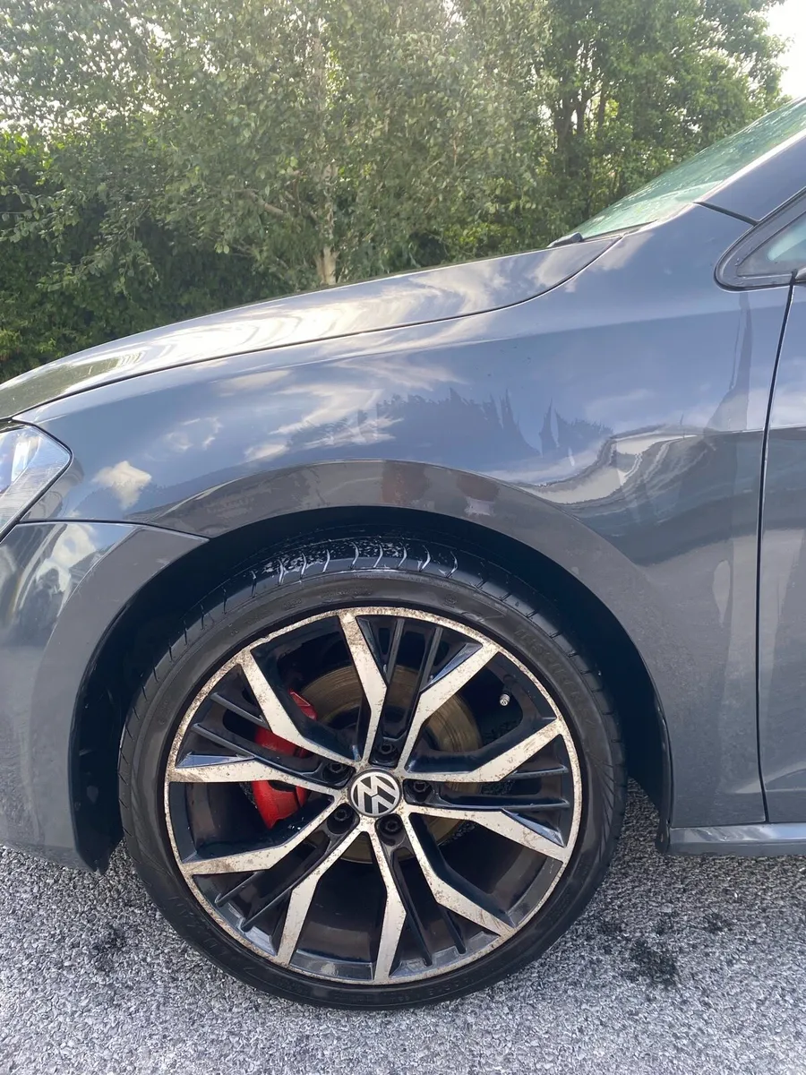 141 Volkswagen Golf 1.6TDI (6750€) - Image 4