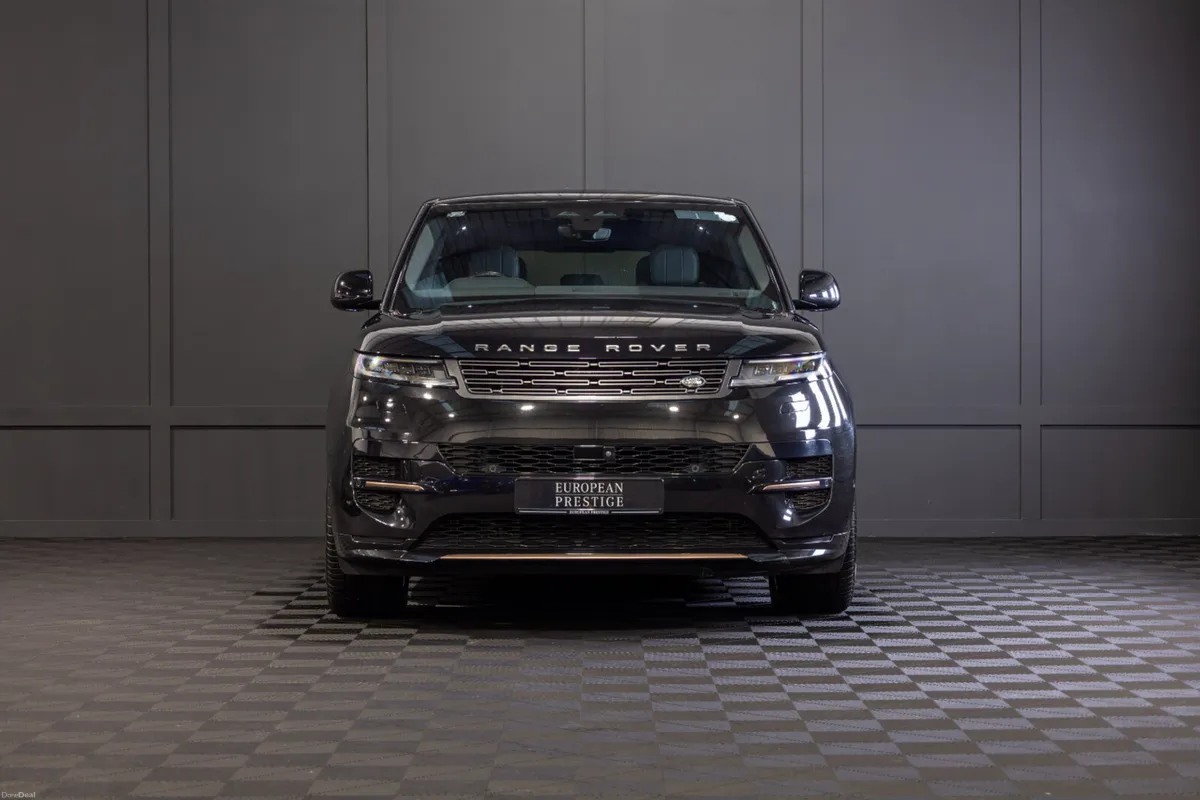2023 Range Rover Sport P440e Dynamic HSE - Image 2