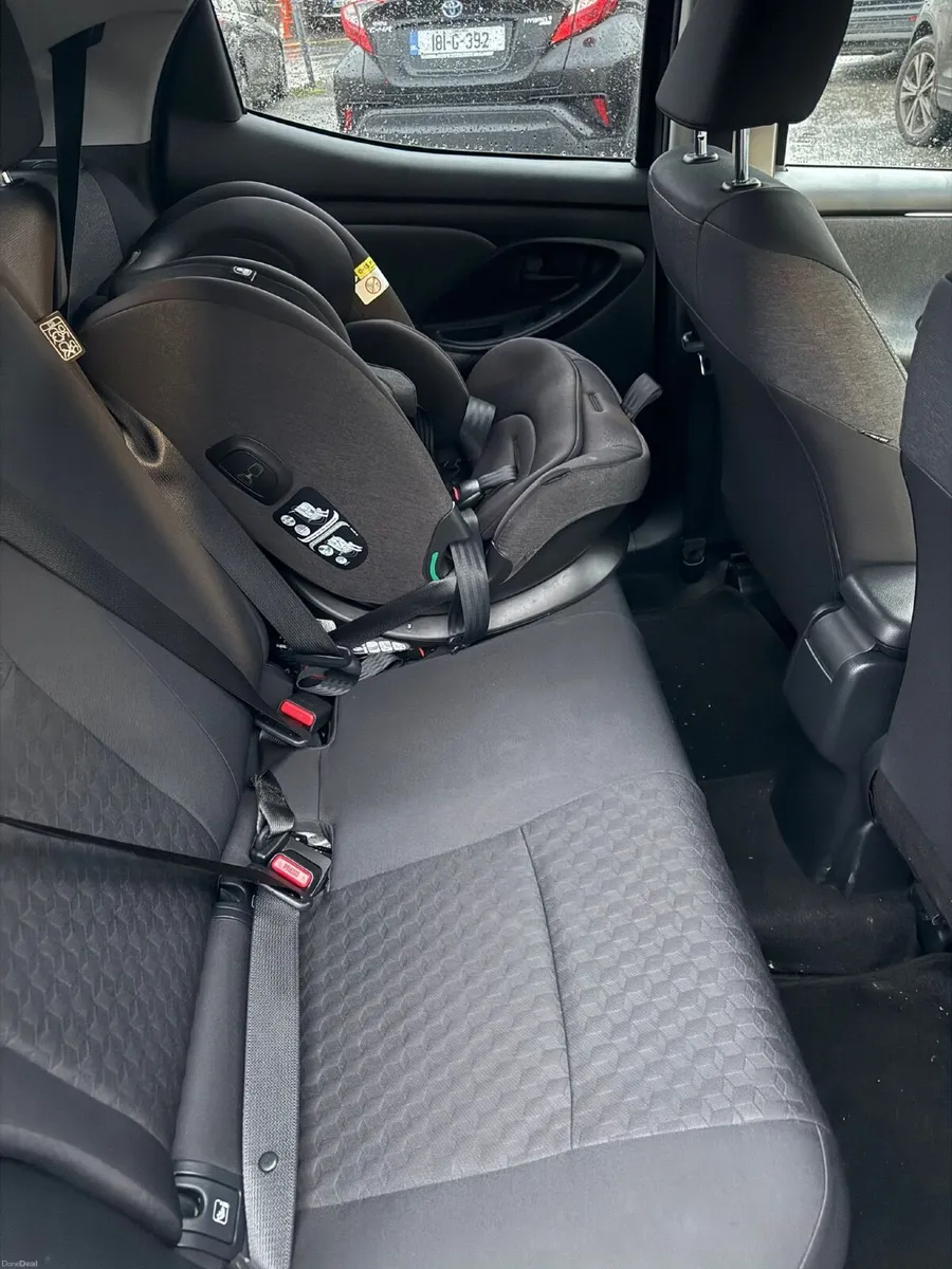 Toyota Yaris 2021 - Image 4