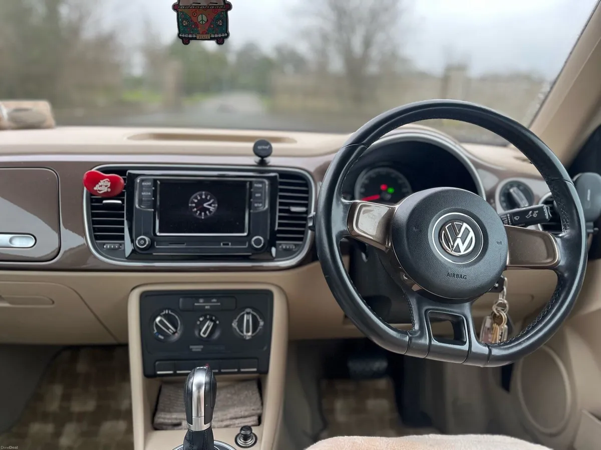 142 VW Beetle - Image 4