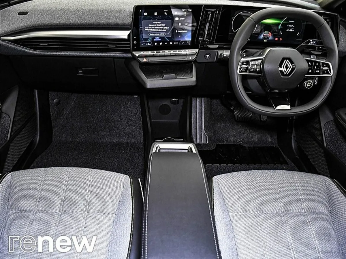 Renault Megane E-Tech Techno EV60 220hp - Image 2