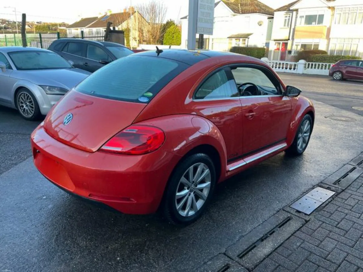 Volkswagen Beetle Club 1.2 tsi automatic - Image 3