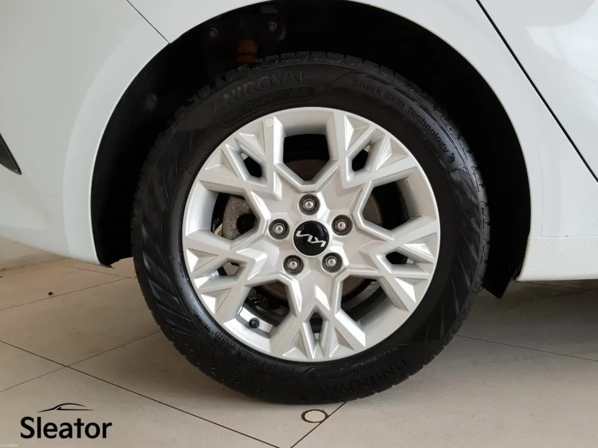 Kia Ceed 1.6D Mhev K2 MY23 5DR - Image 4