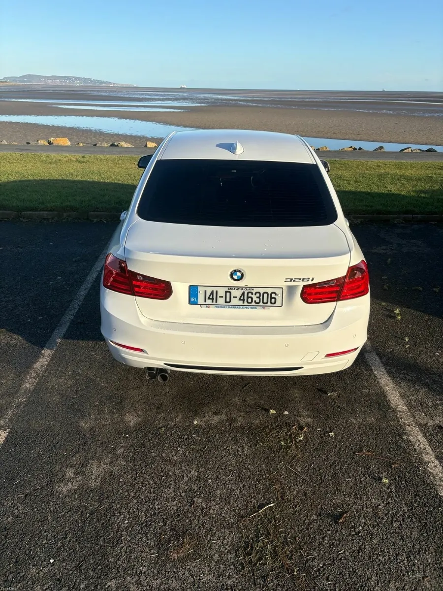 BMW 3-Series 2014 - Image 4