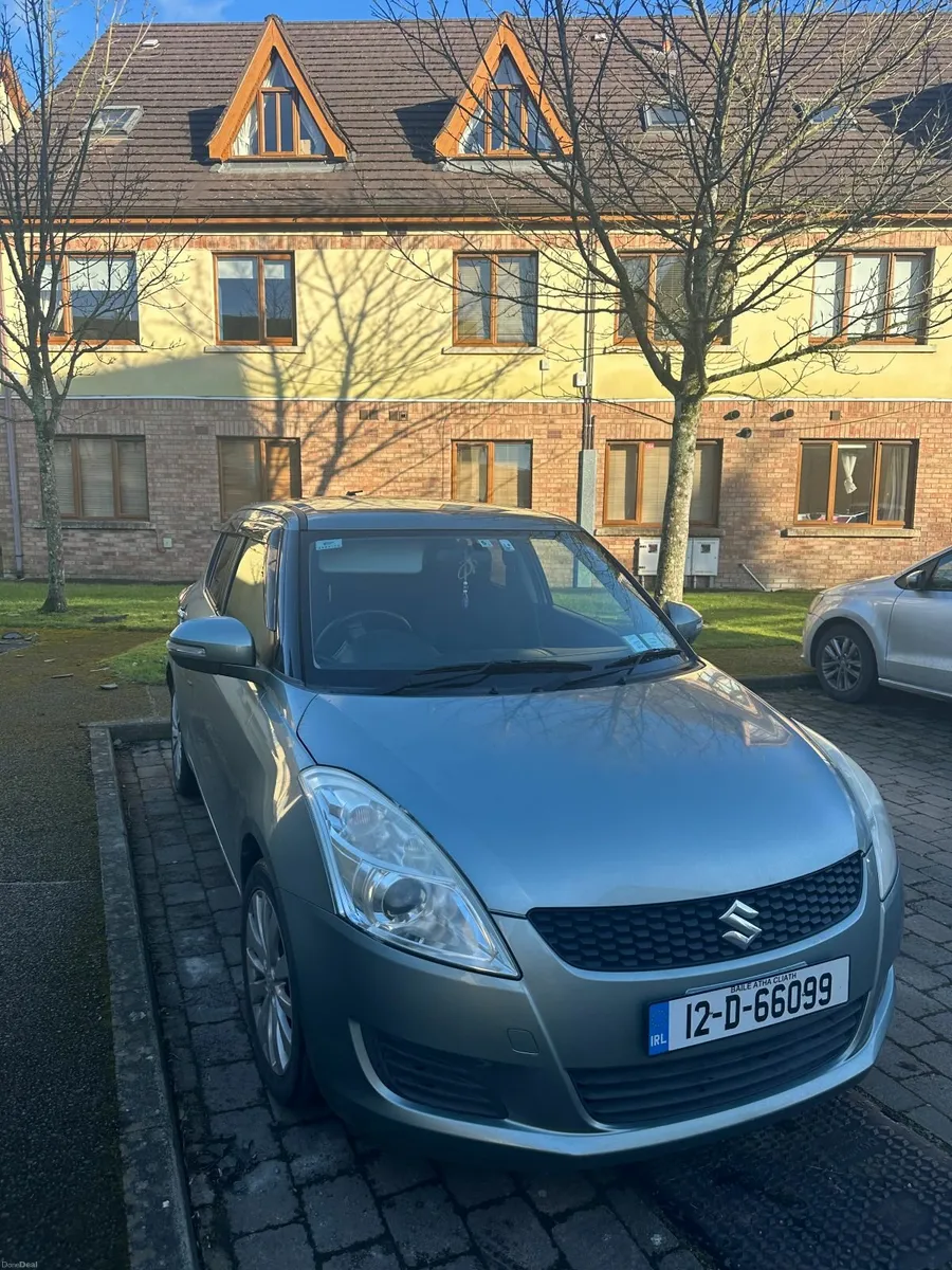 Automatic Suzuki Swift 2012 - Image 1