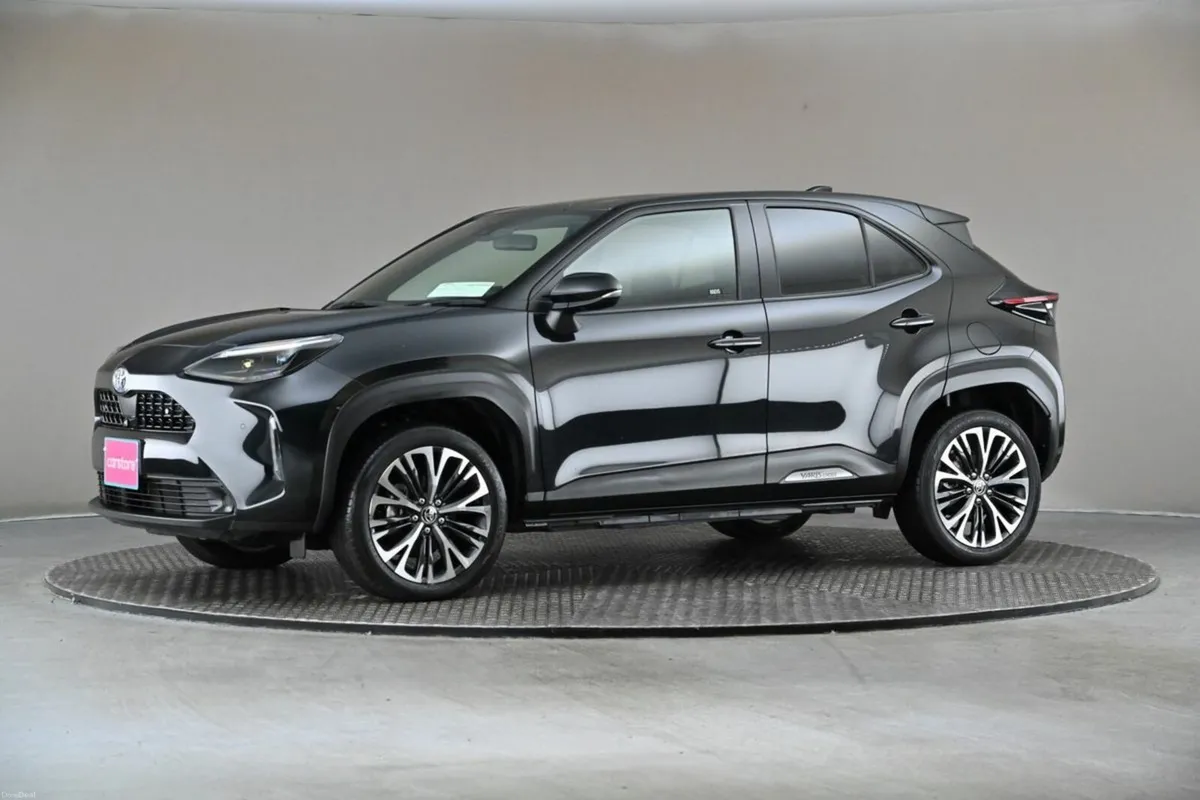 Toyota Yaris Cross 1.5 HYBRID **360 CAMERA**HALF L - Image 4