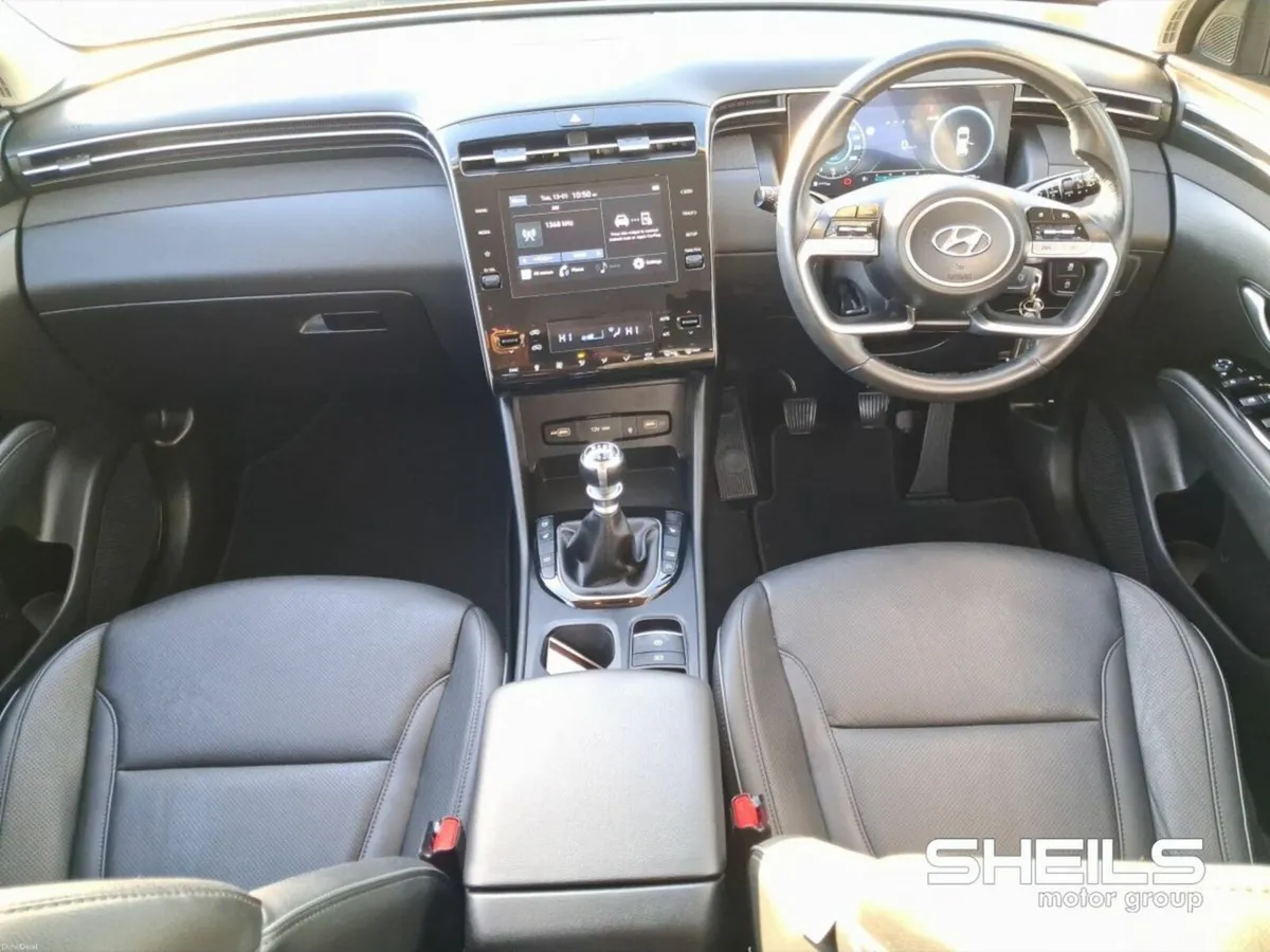 Hyundai Tucson 2WD Executive - Image 3
