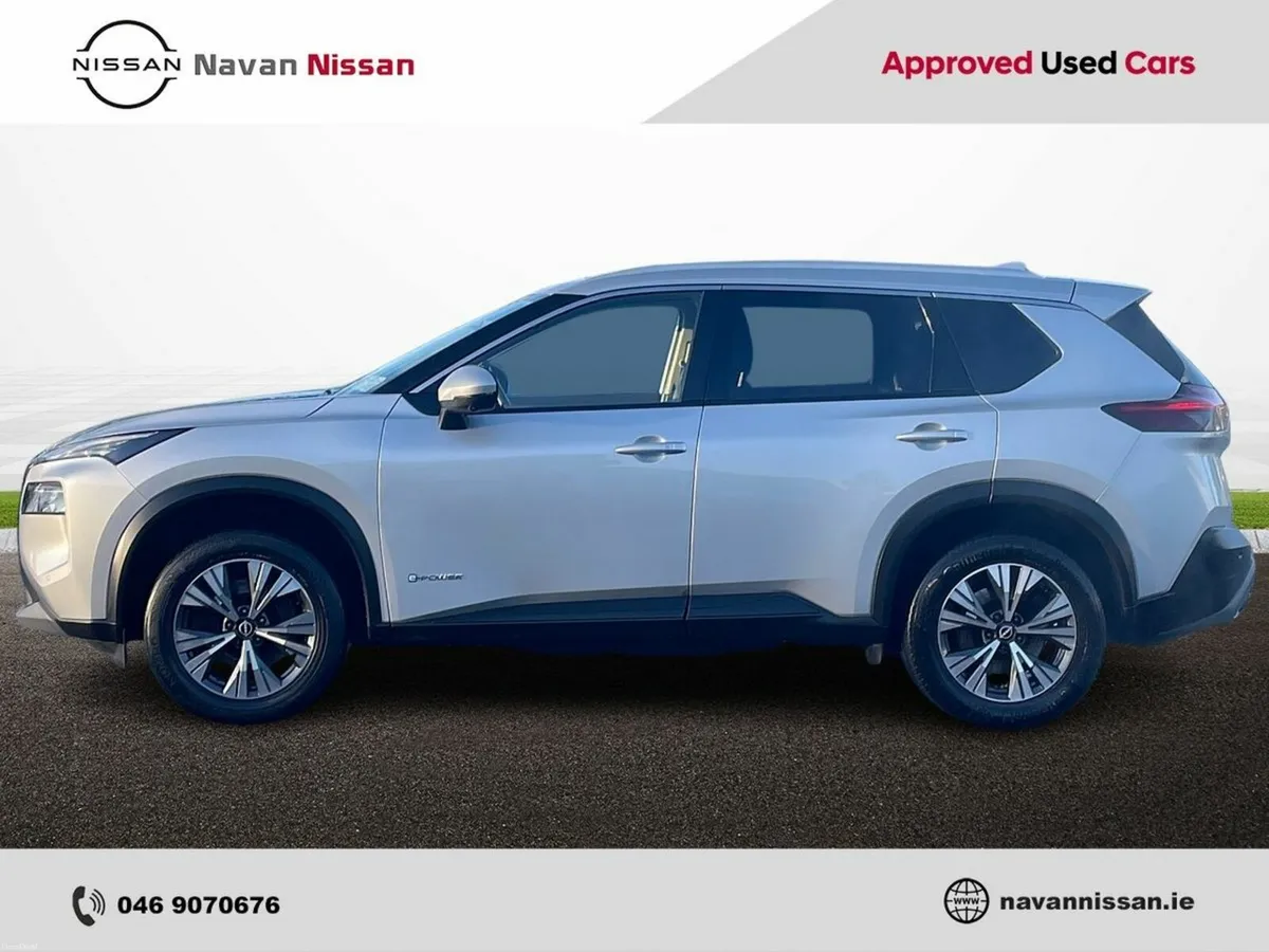 Nissan X-Trail ePOWER SV PREMIUM * 7 SEATS * - Image 4