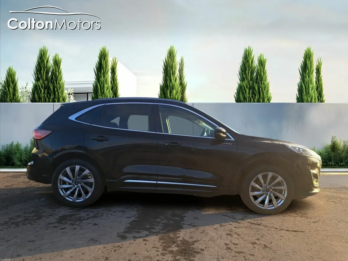 Ford Kuga Plug in Hybrid // Vignale Auto - Image 4