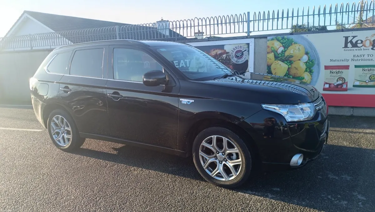 Mitsubishi Outlander 2014 - Image 1