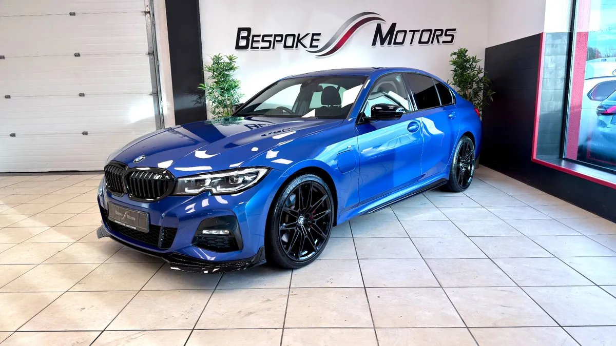 BMW 330E MSPORT - Image 1
