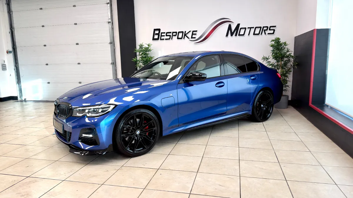 BMW 330E MSPORT - Image 2