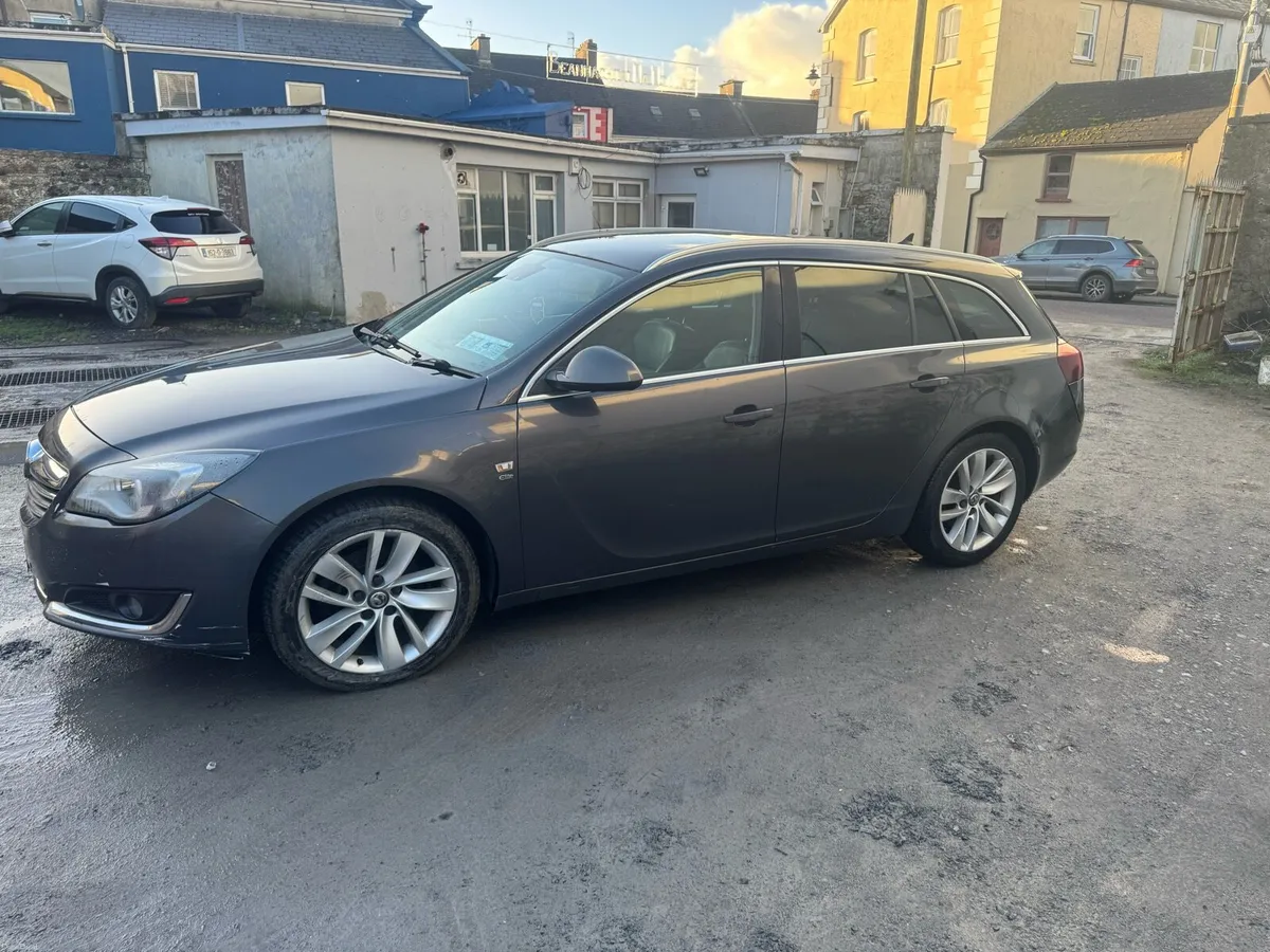 Vauxhaul Insigne - Image 3