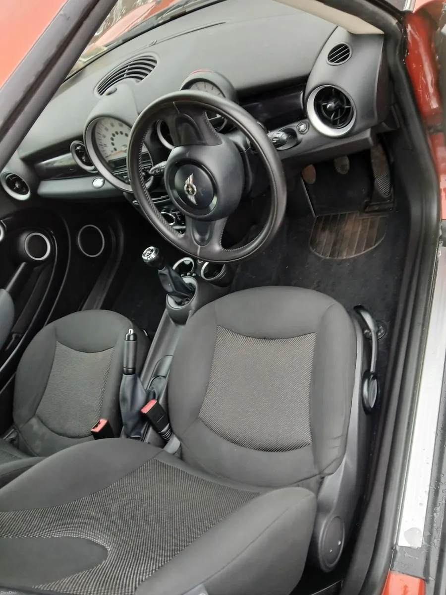 Mini One 2011 - Image 4